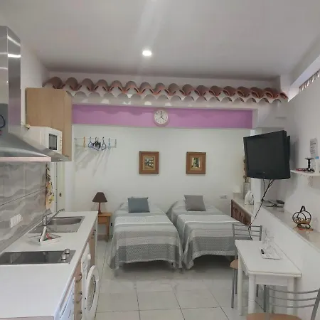 Apartment El Palmito 2 *